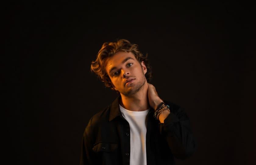 Conner Smith: CREEK WILL RISE TOUR