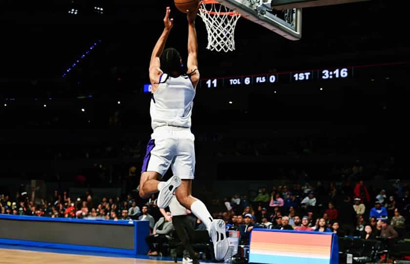 Wisconsin Herd at Stockton Kings