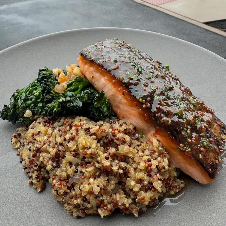 The Highland Restaurant & Bar