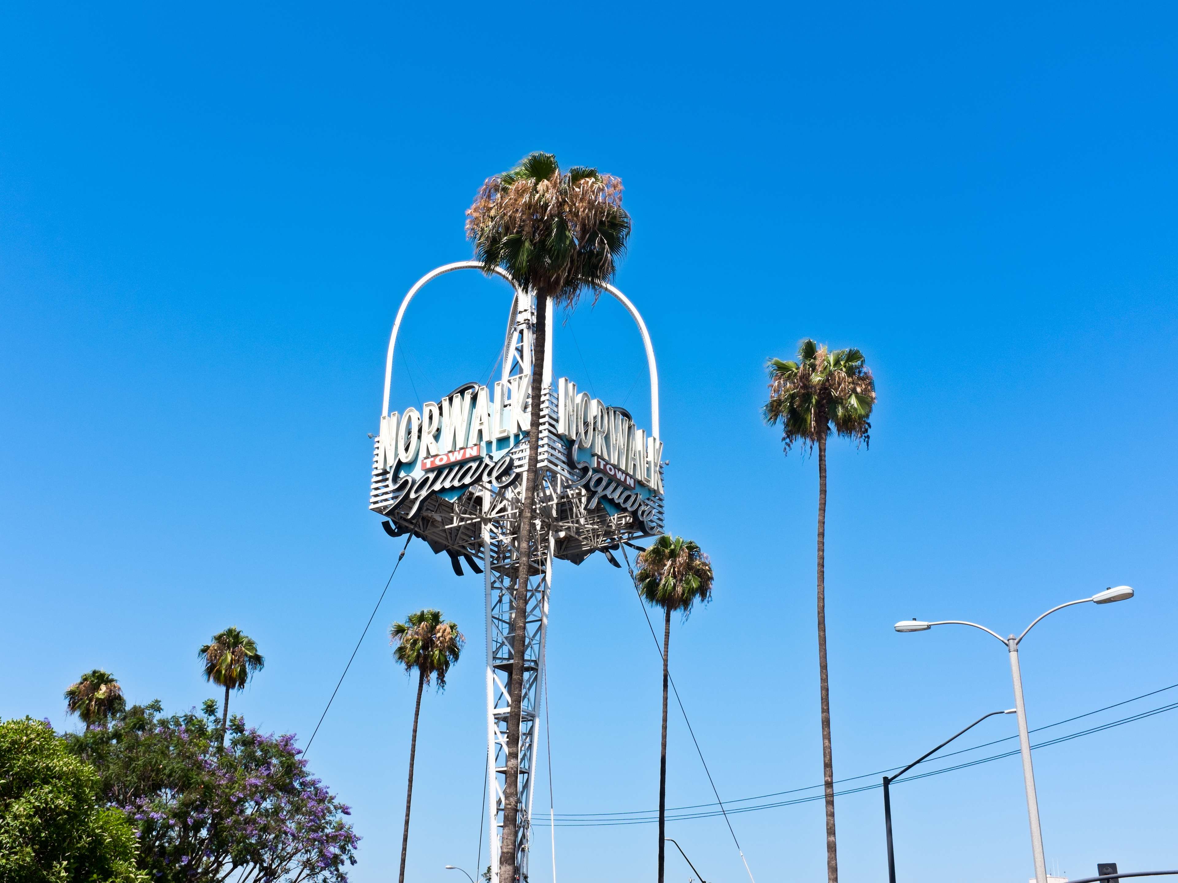 Places to Eat & Drink in Norwalk, California
