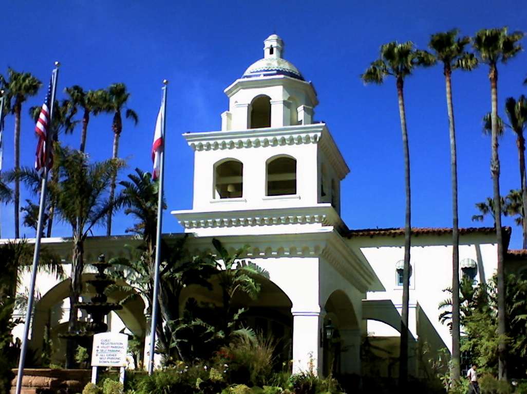 Places to Eat & Drink in Oxnard, California